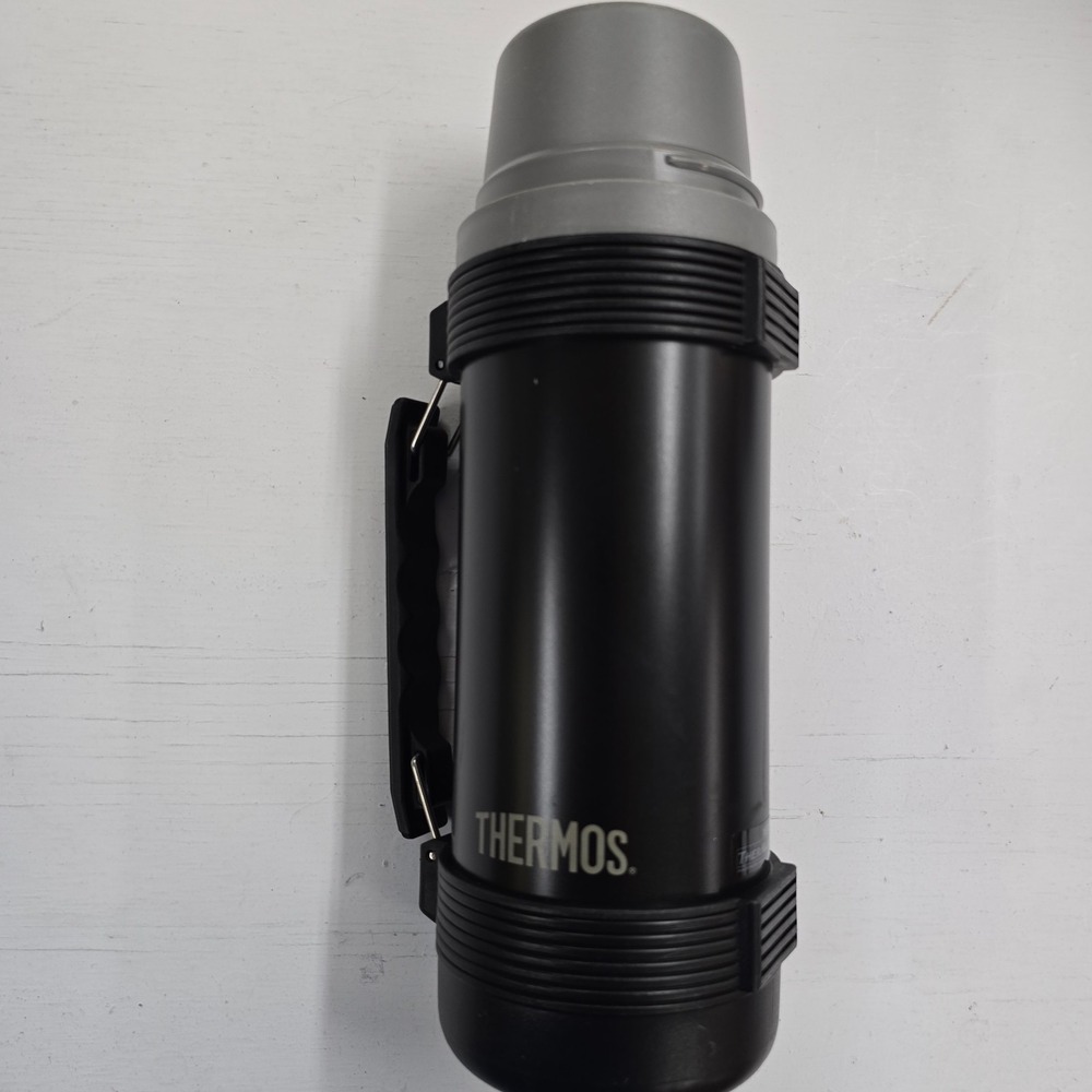 Thermos 2580A4 Stainless Steel Vacuum Bottle 1 Liter 34 oz Matte Black Insulated